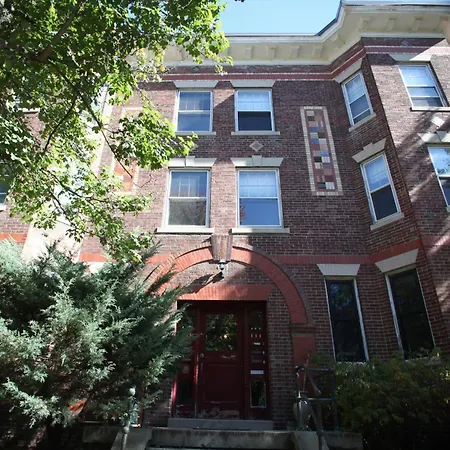 Fairfield Manner Apartment